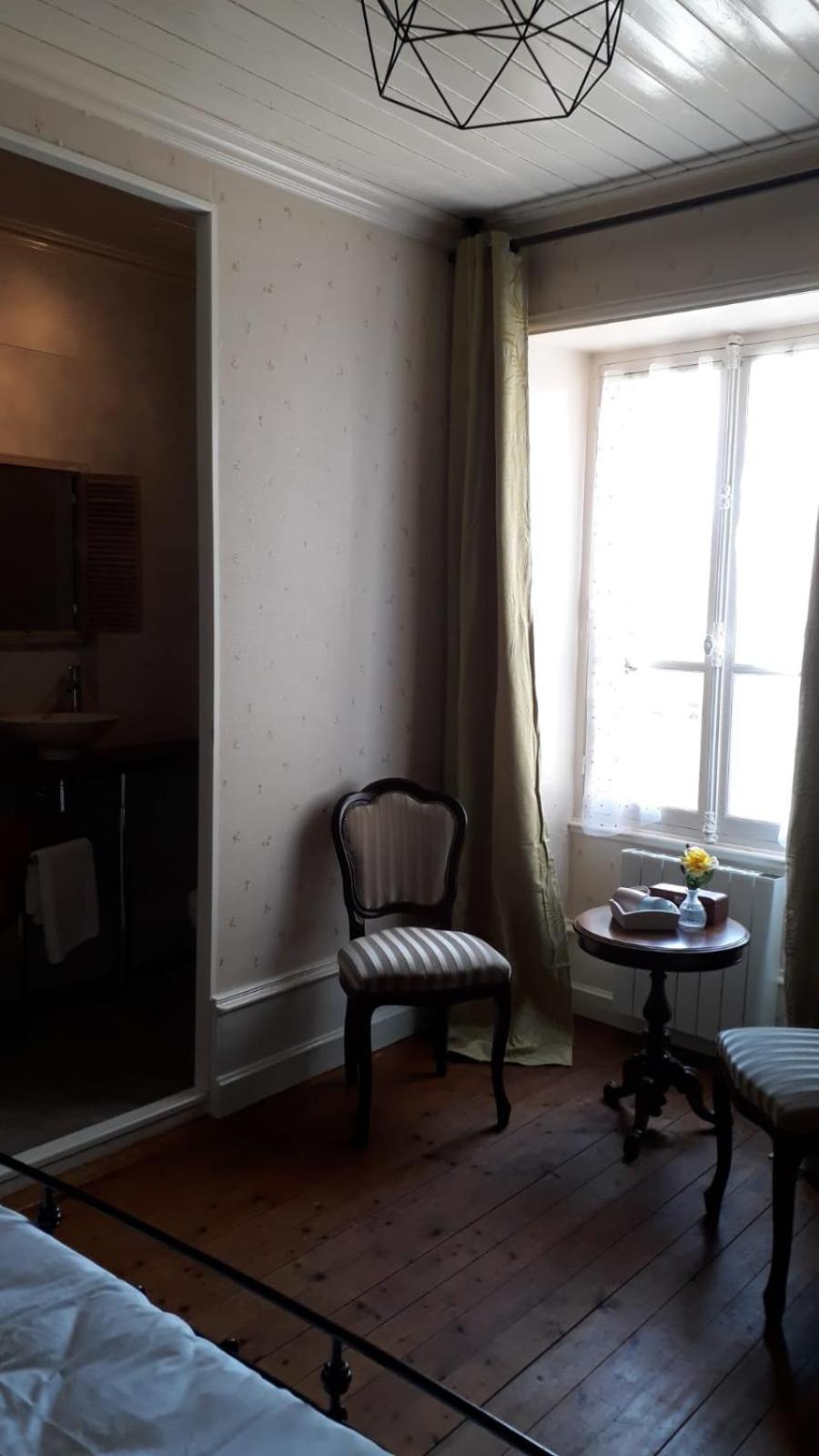 La Maison Du Notaire - Chambre D'Hotes - Honden Welkom Melay  Buitenkant foto