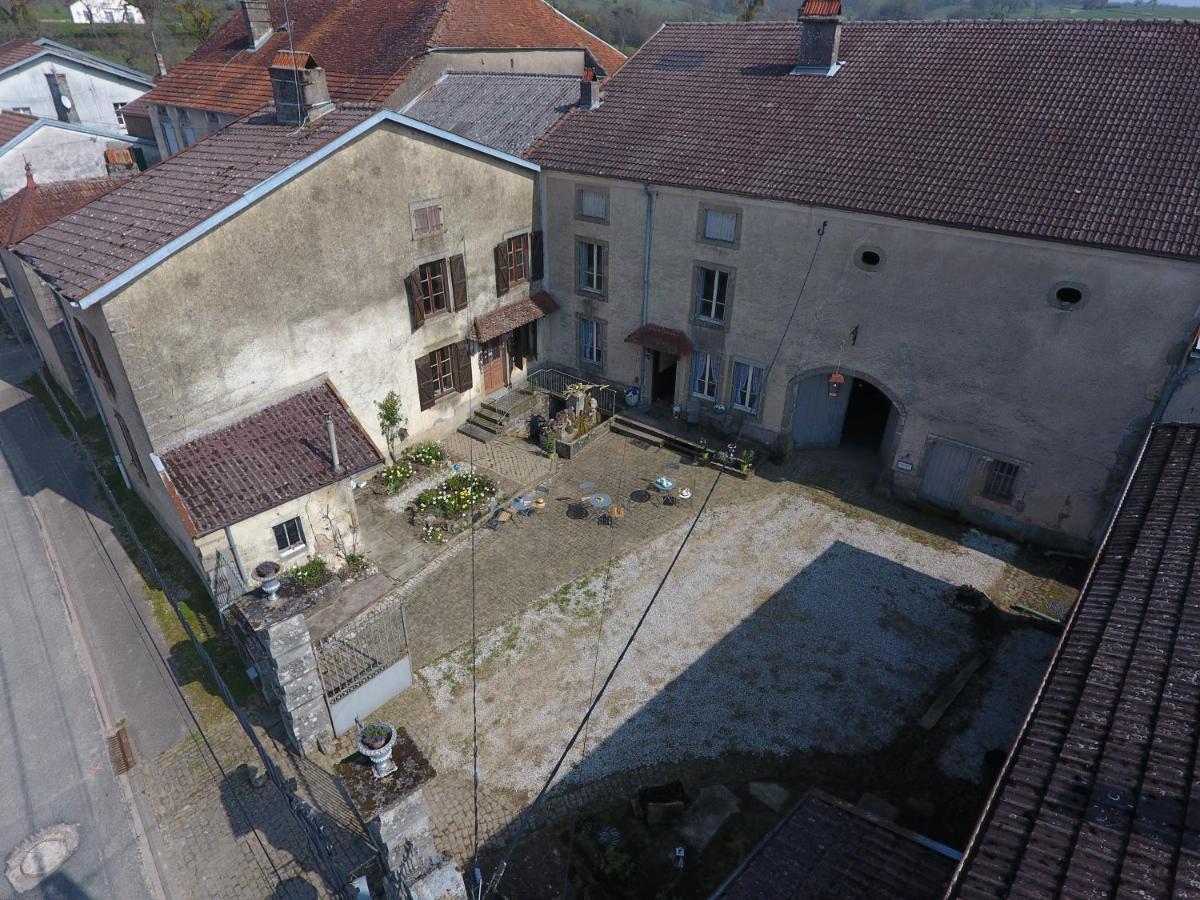 La Maison Du Notaire - Chambre D'Hotes - Honden Welkom Melay  Buitenkant foto